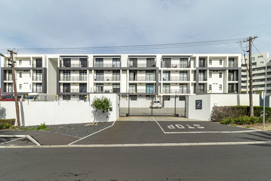 1 Bedroom Property for Sale in Bloubergstrand Western Cape